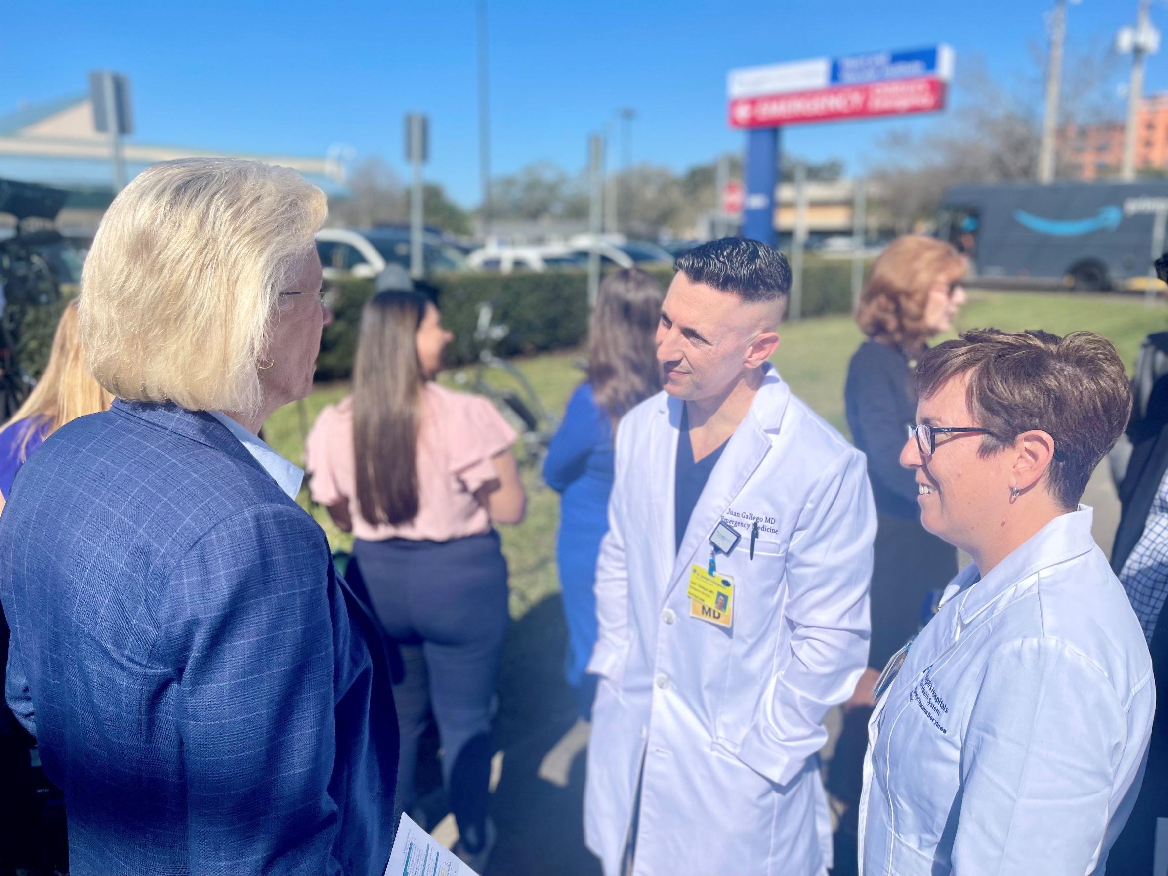 Dr. Juan Gallego, Medical Director and Emergency Department Chief with St. Joseph’s Hospital, speaks with Mayor Castor about the importance of upcoming road safety improvements along Habana Avenue near the hospital. Habana Avenue is along Tampa's High-Injury Network.