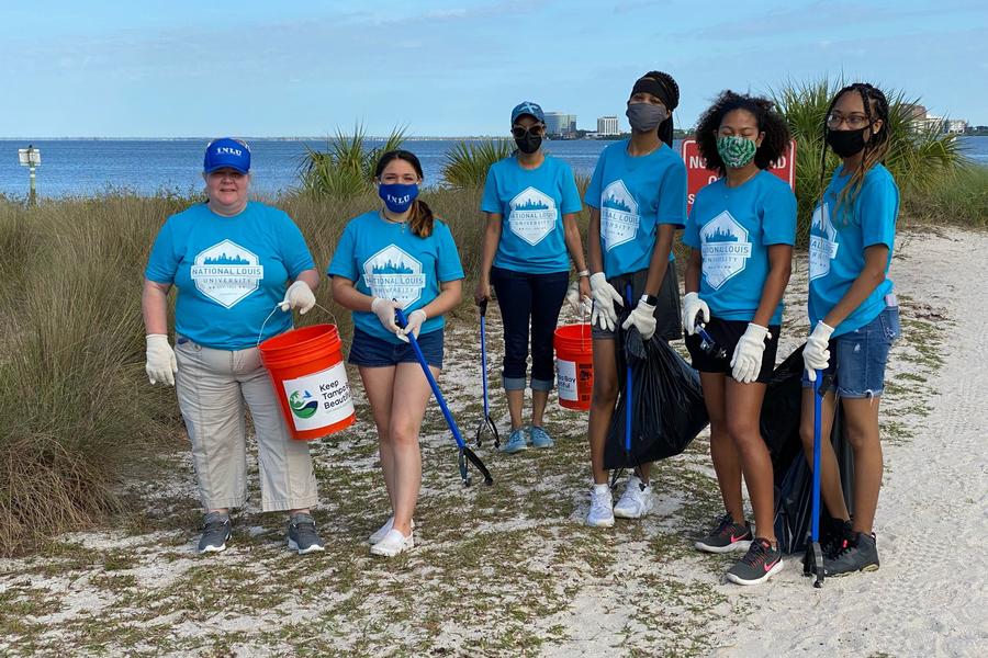 Great American Cleanup Volunteers