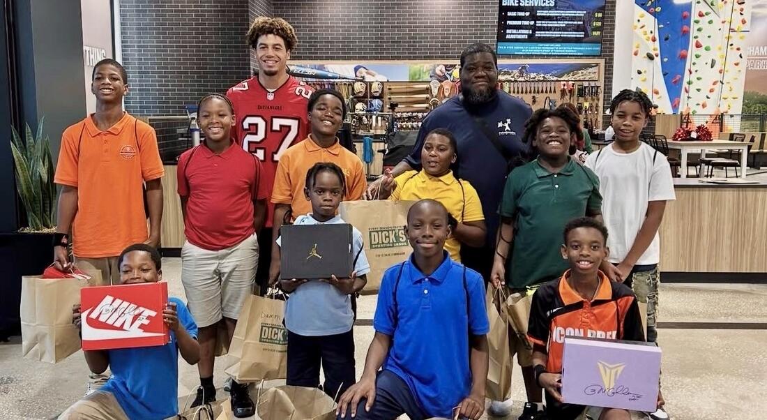 TODAY: Buccaneers Star Hosting Free Football Clinic At Jackson