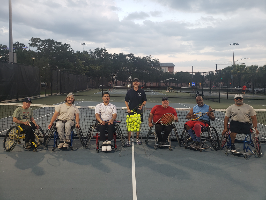 Wheelchair tennis participants