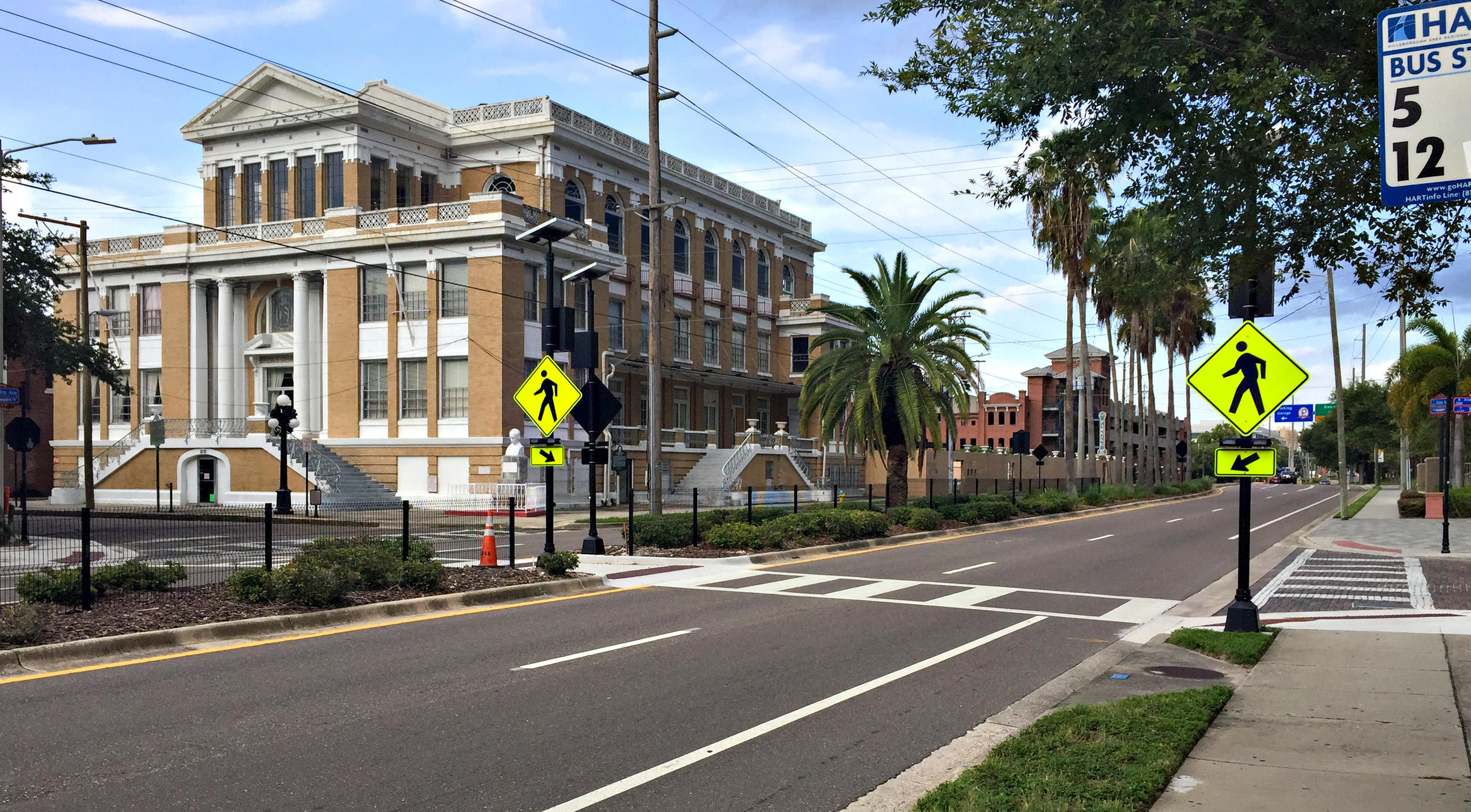 Palm ave